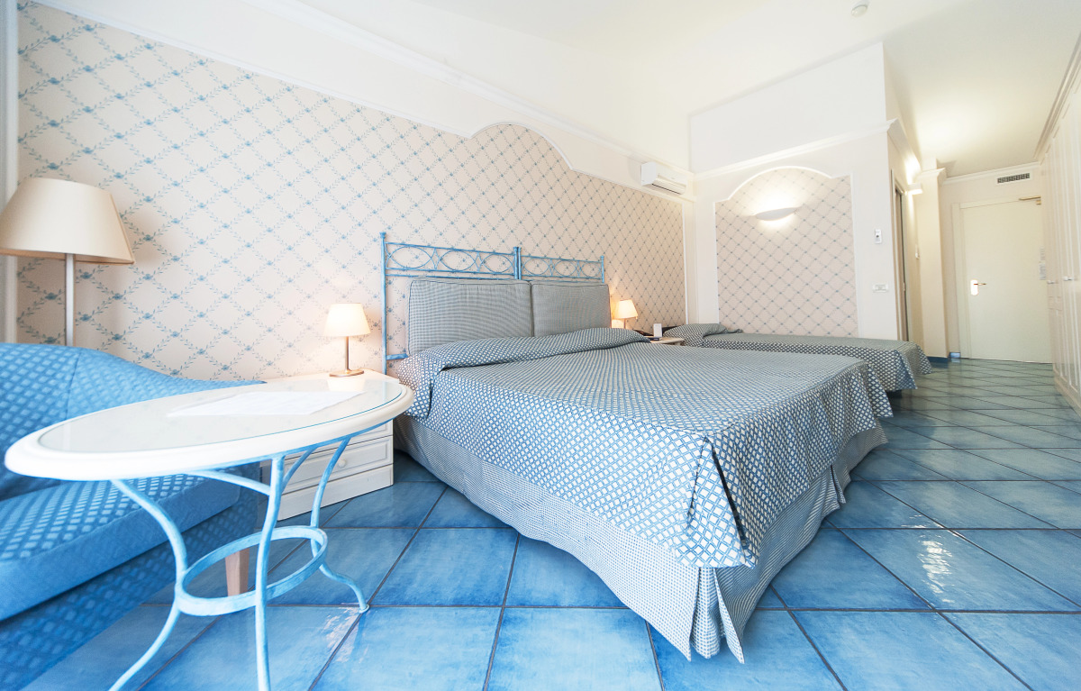 Отель Santa Gilla