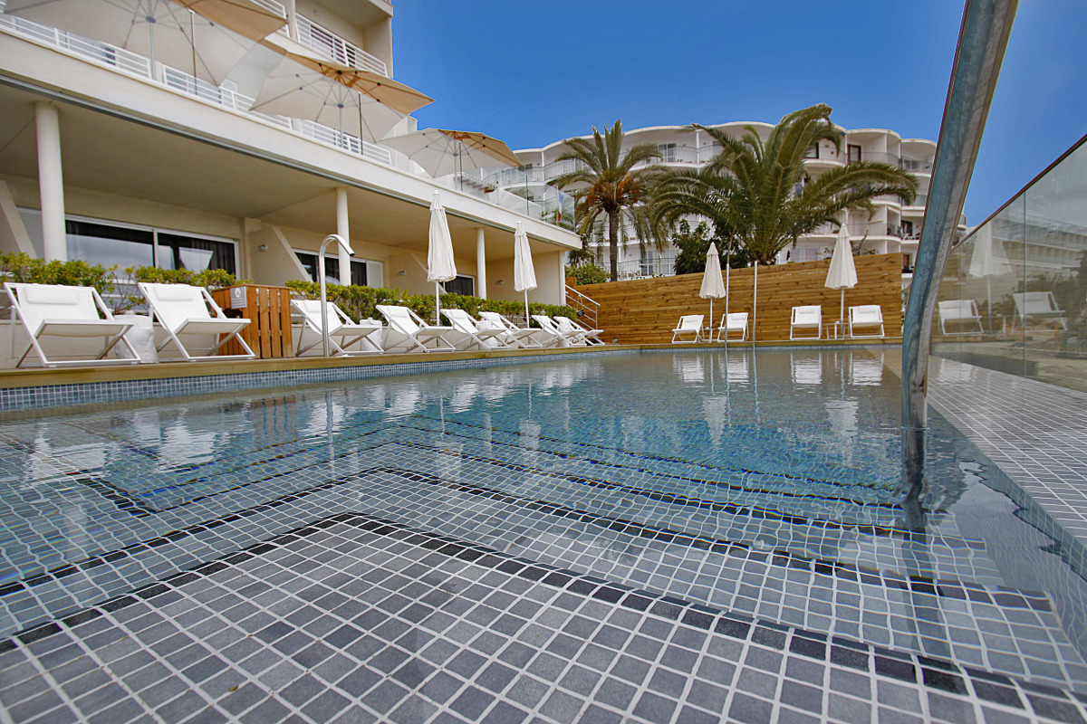 Отель BG Hotel Nautico Ebeso