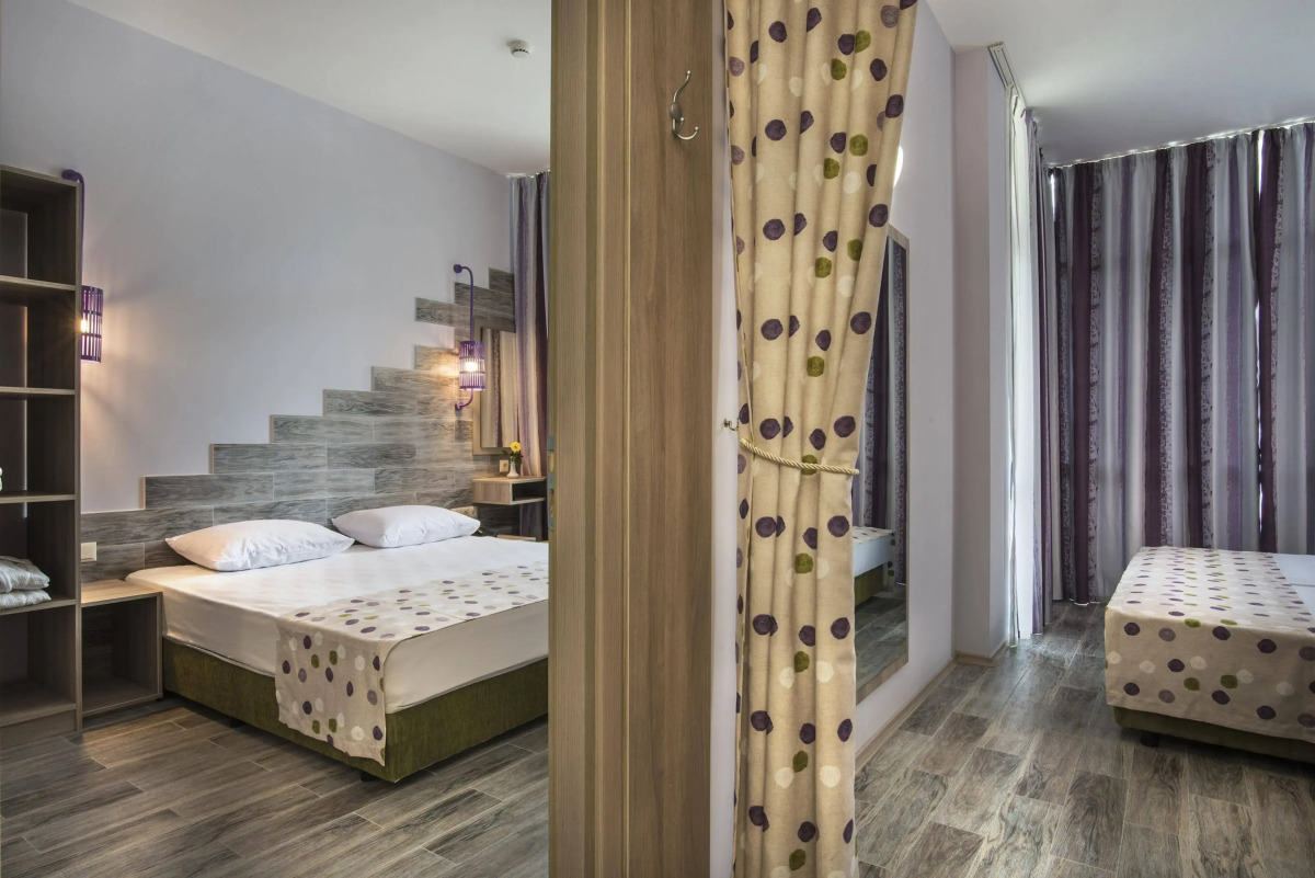 HI Hotels Imperial Resort