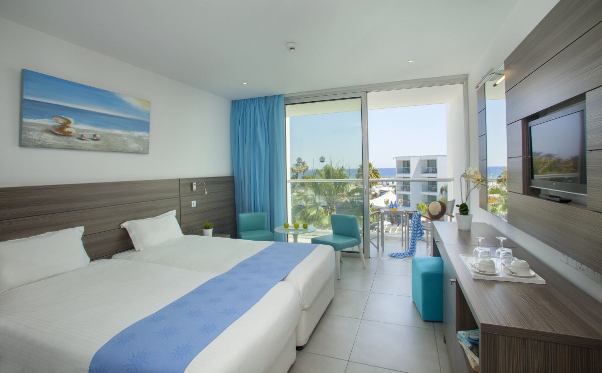 Limanaki Beach Hotel