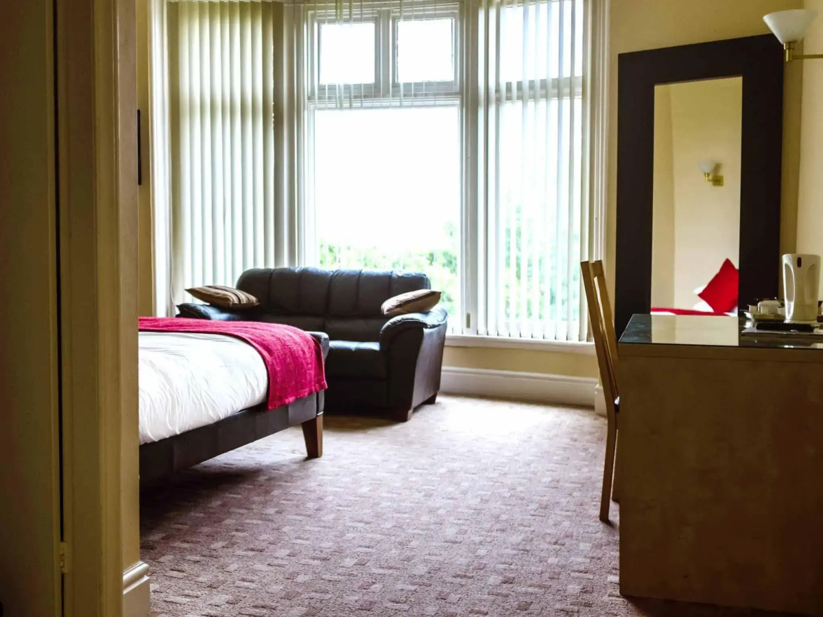 Devonshire House Hotel