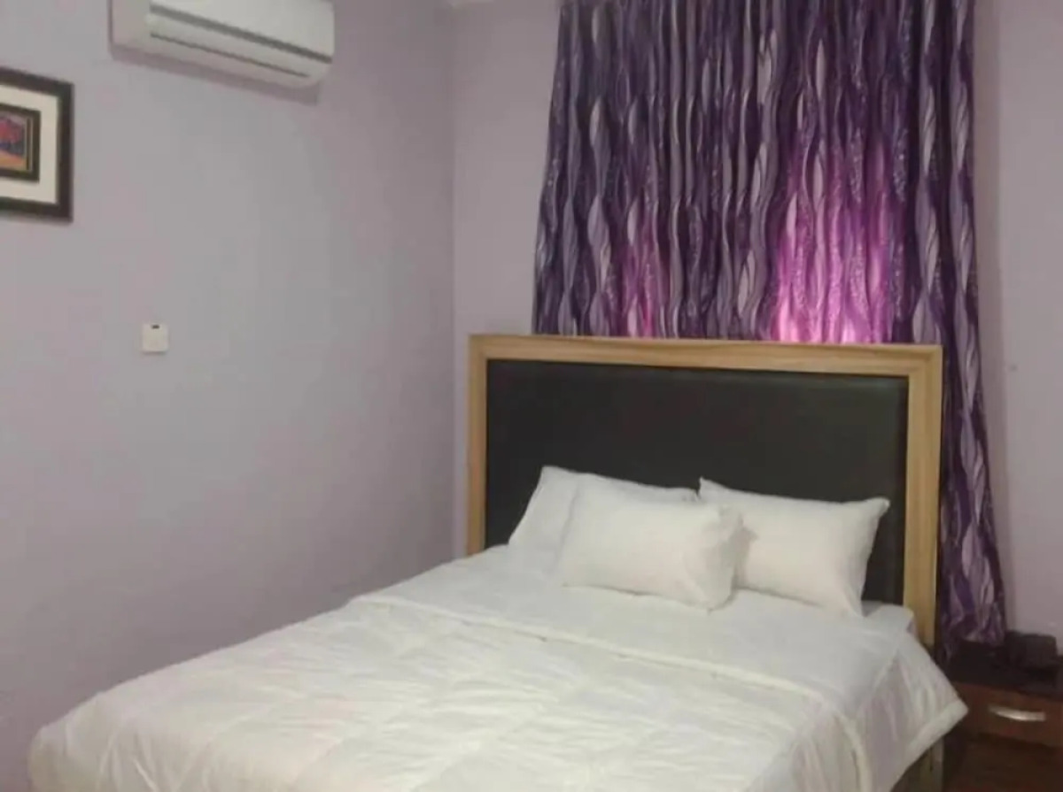 Demeg Hotel And Suites