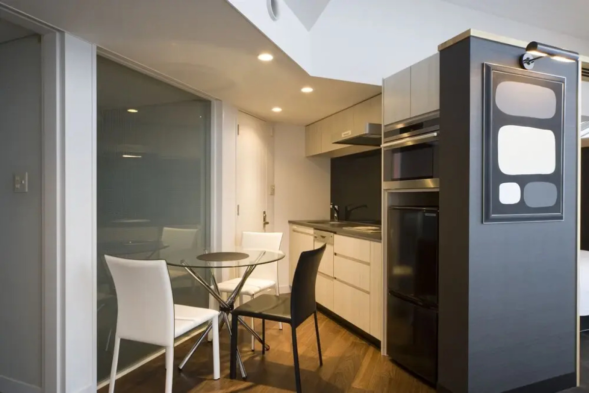 The Ridge Hotel & Apartments