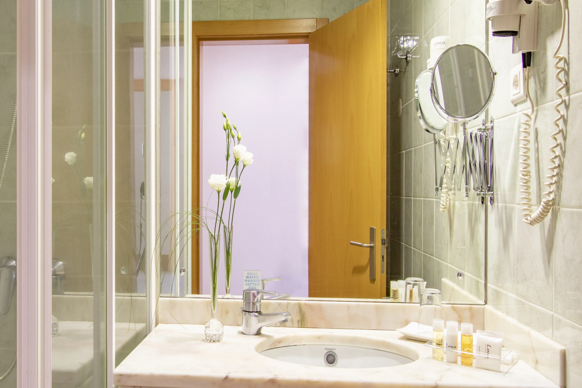 Luna Esperança Centro Hotel