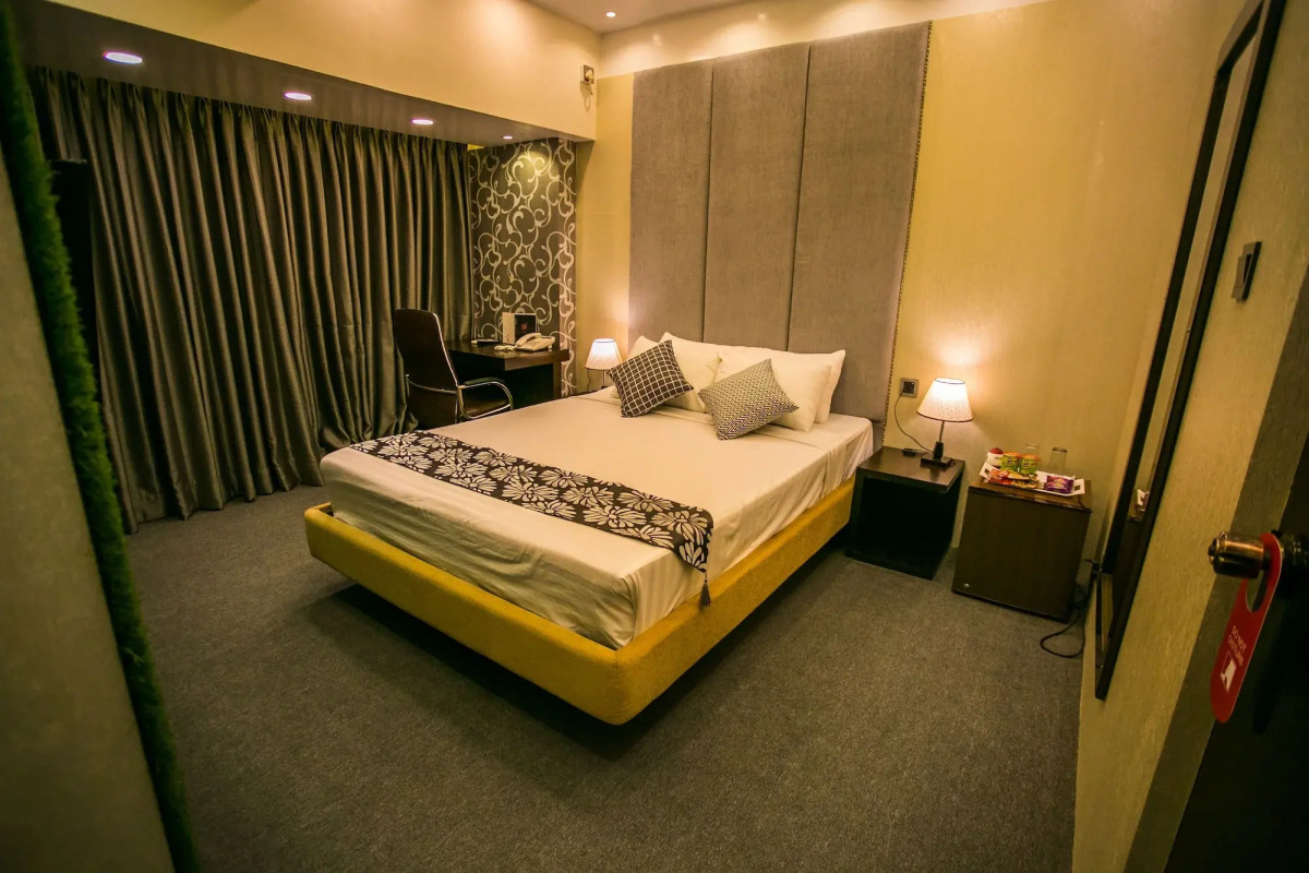 Hotel Tropical Daisy