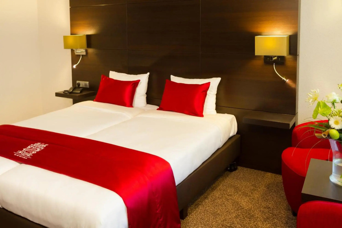 Van Der Valk Avifauna