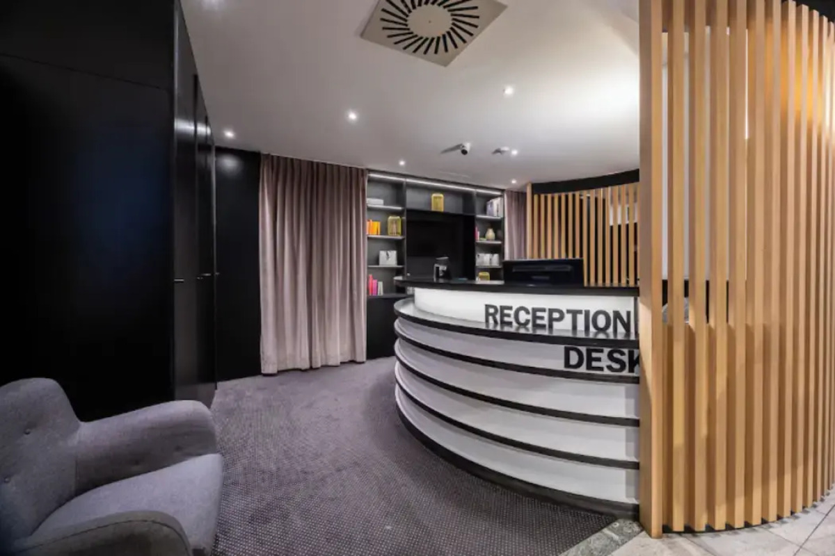 Aris Grand-Place Hotel