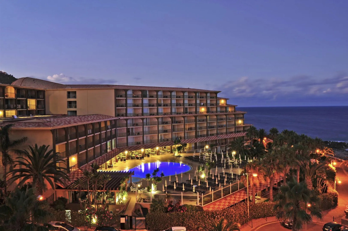 Отель The Views Oasis - Family Friendly