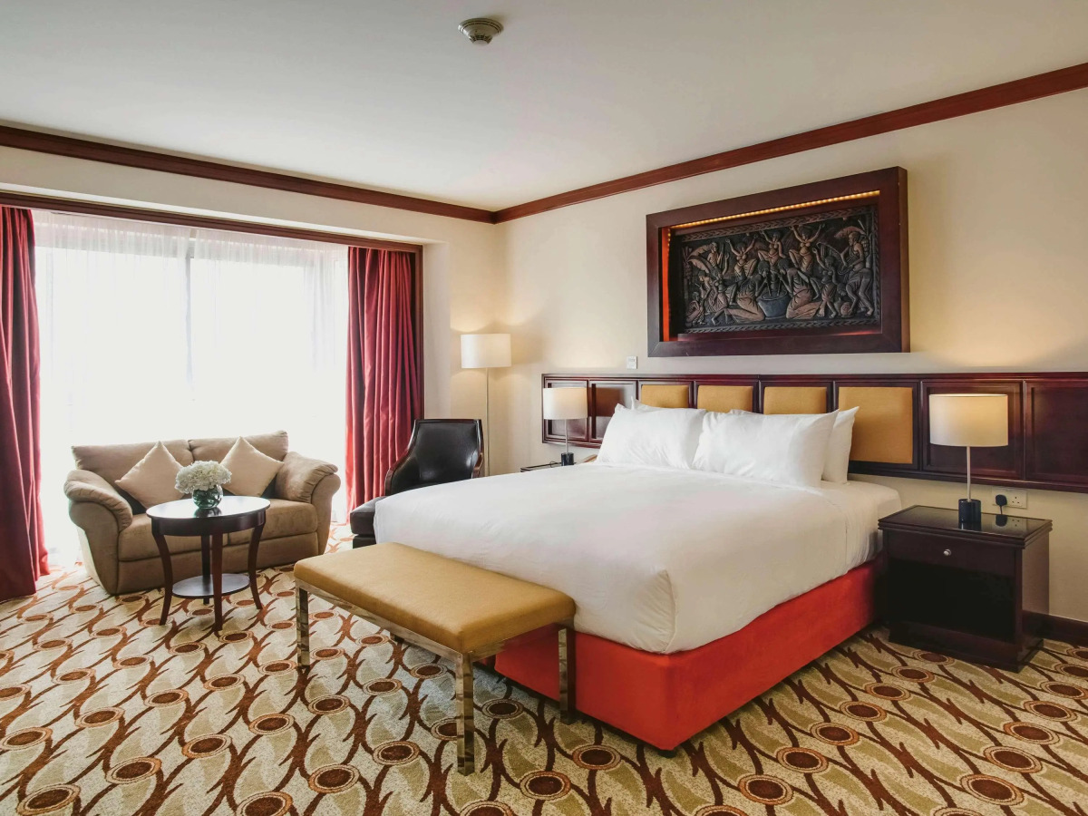 Отель Mövenpick Hotel & Residences Nairobi