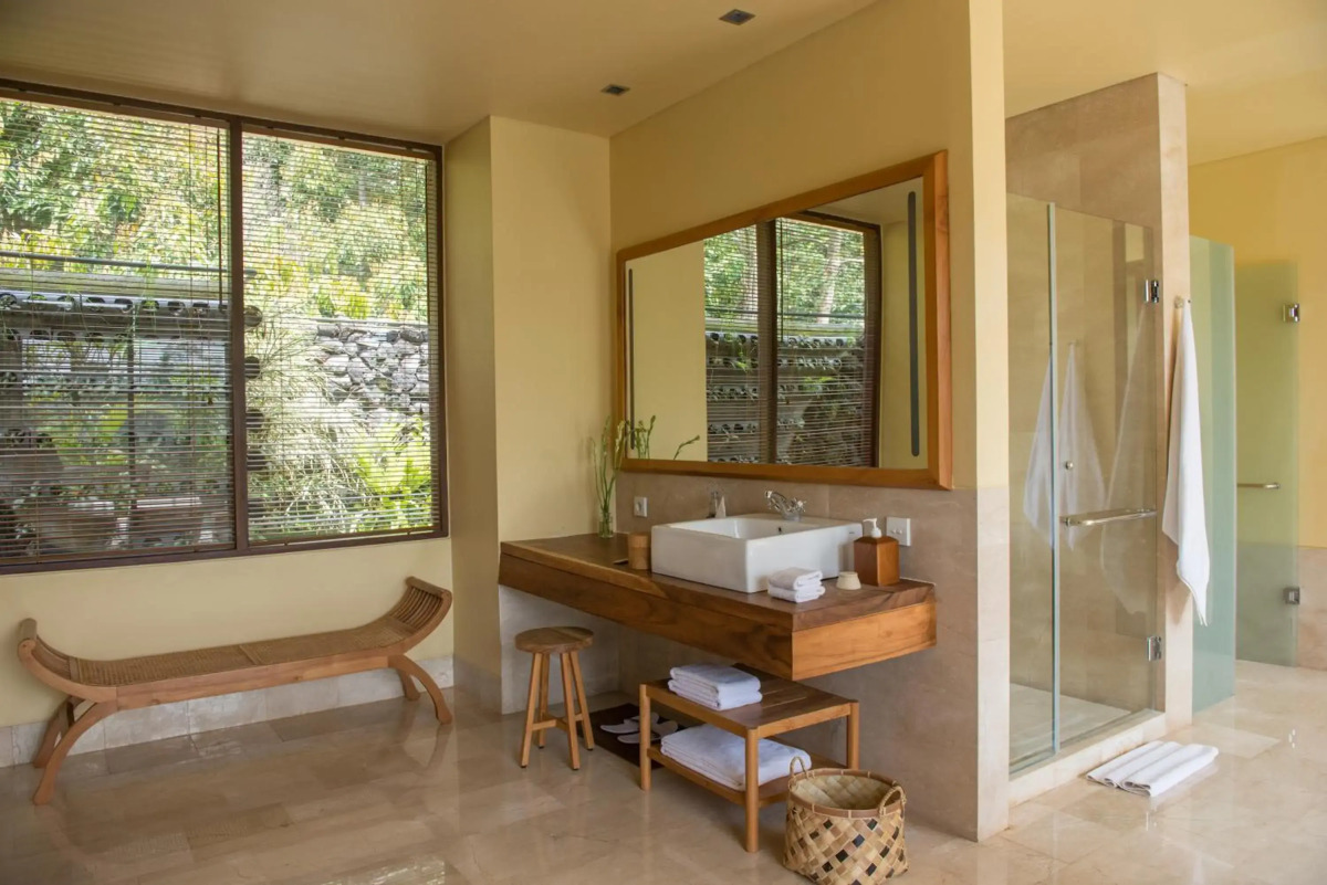 Курорт Komaneka at Tanggayuda