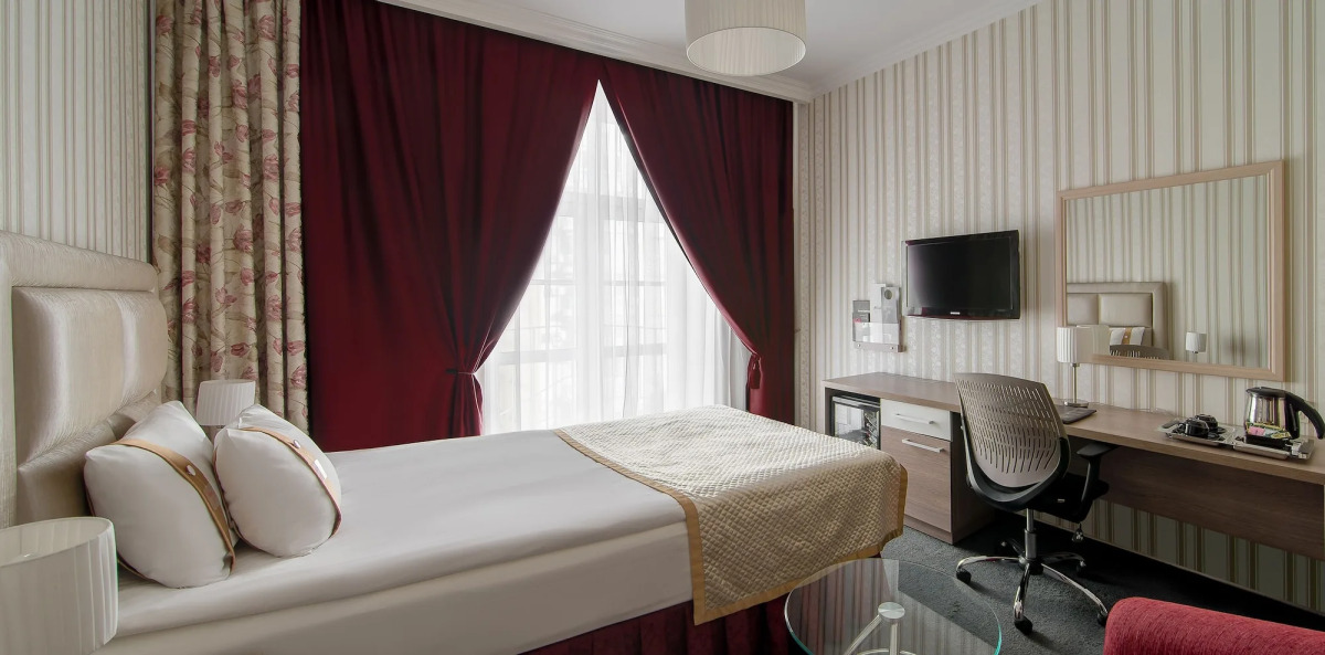 Отель «Цветы»