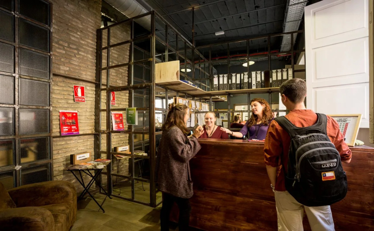 Black Swan Hostel Sevilla