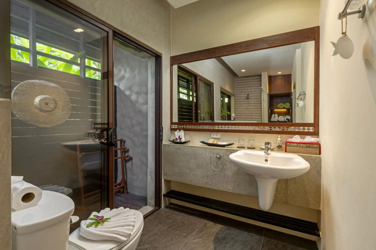 Khaolak Wanaburee Resort