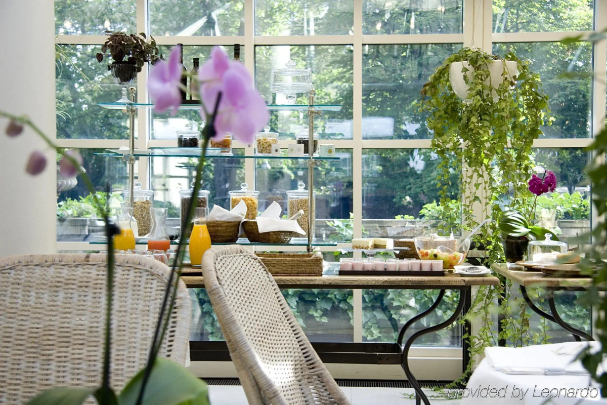 Schlosshotel Berlin By Patrick Hellmann