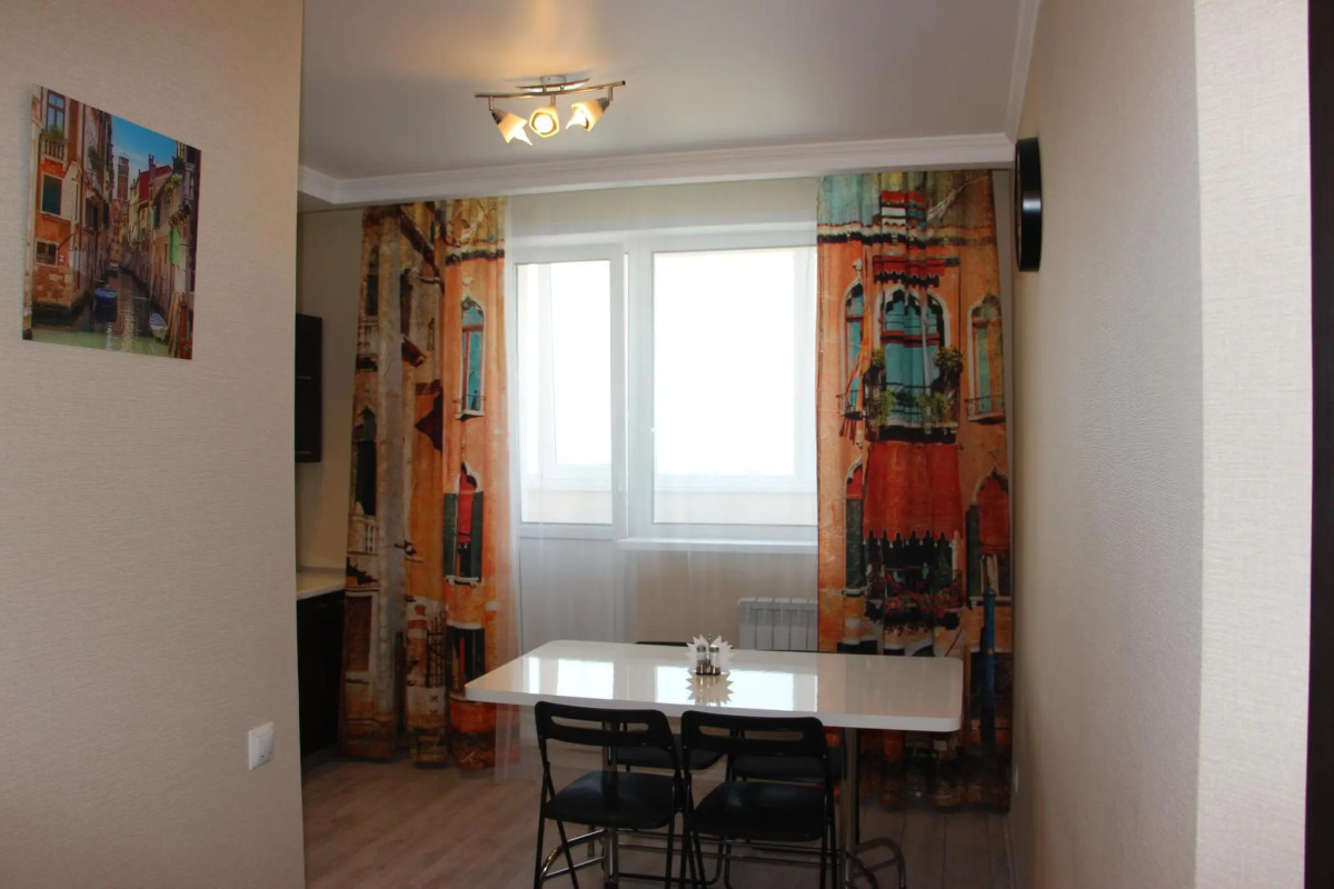 Много квартир на улице Федерации