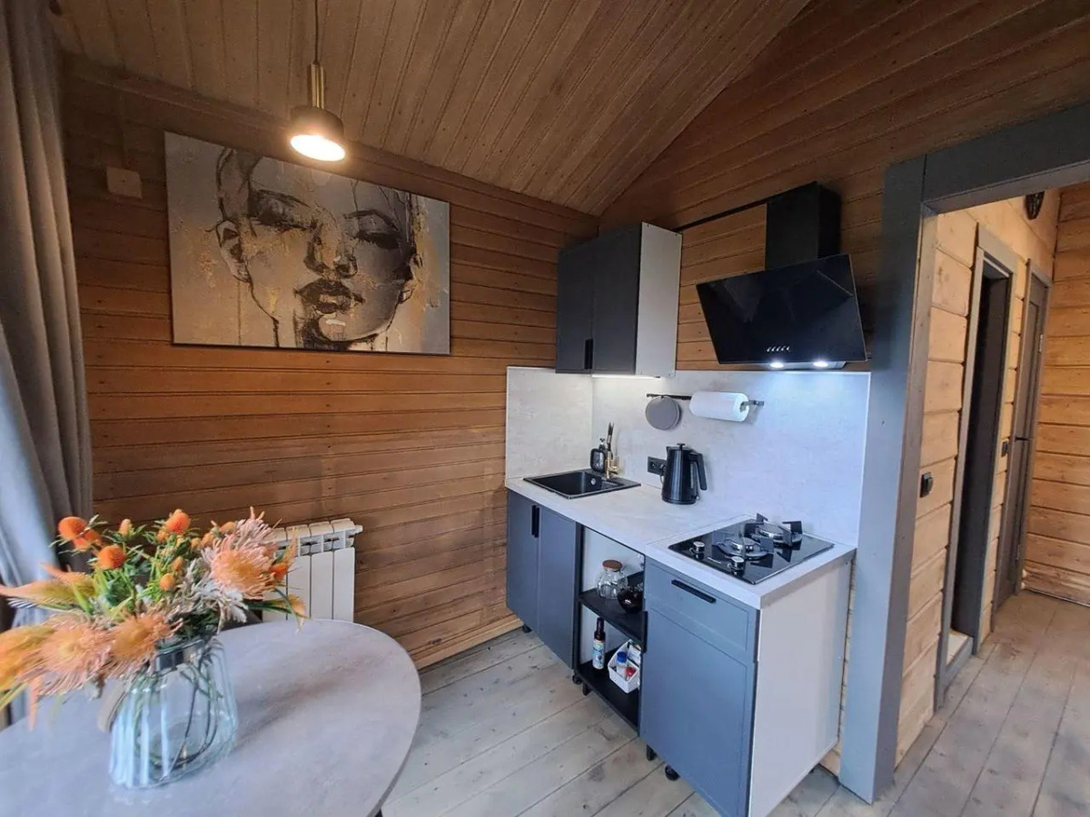 Домики на Луговом