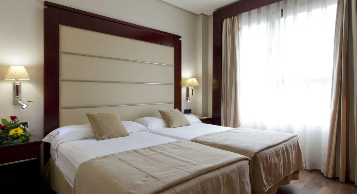 Отель Valencia Center