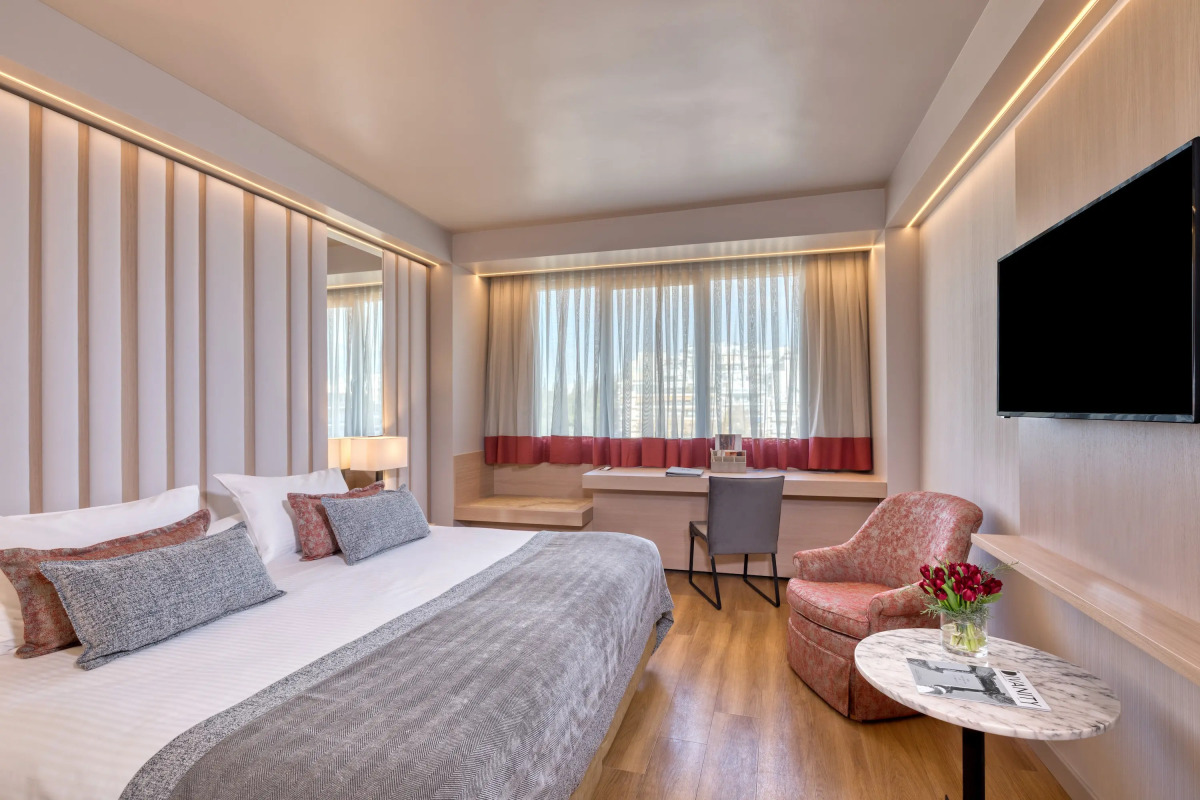 Отель Divani Caravel