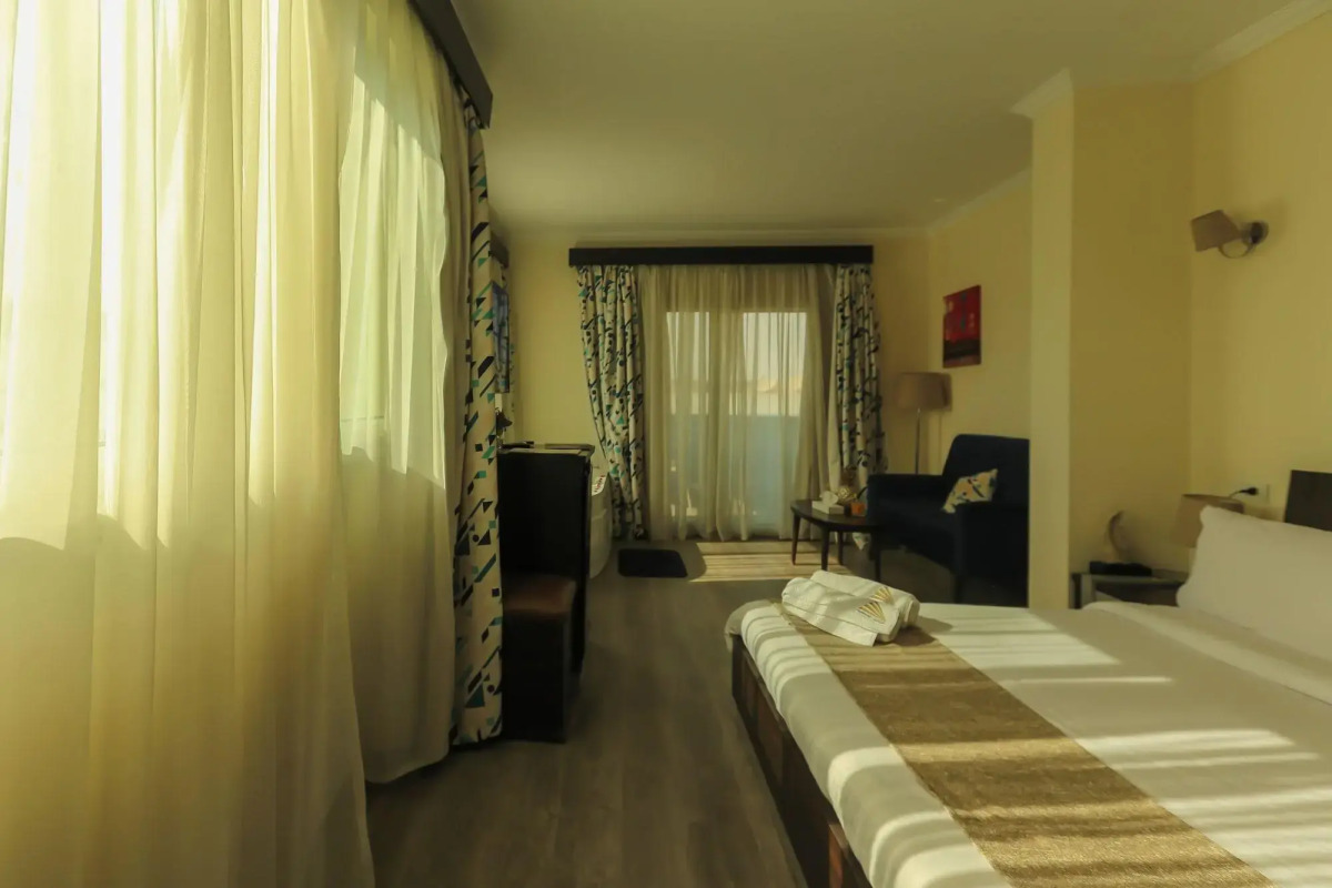 Pyramid Edge Hotel & Exclusive Pyramids View Rooftop