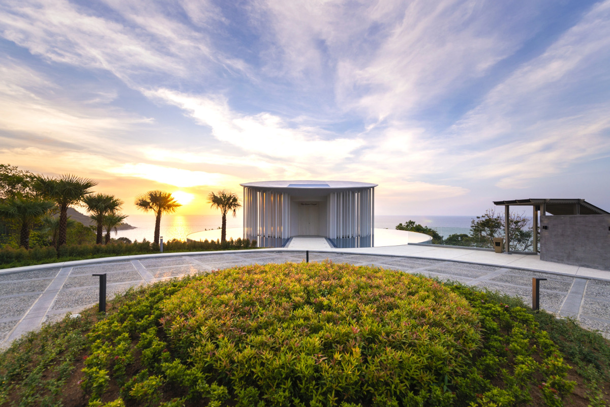 Отель The Shore at Katathani