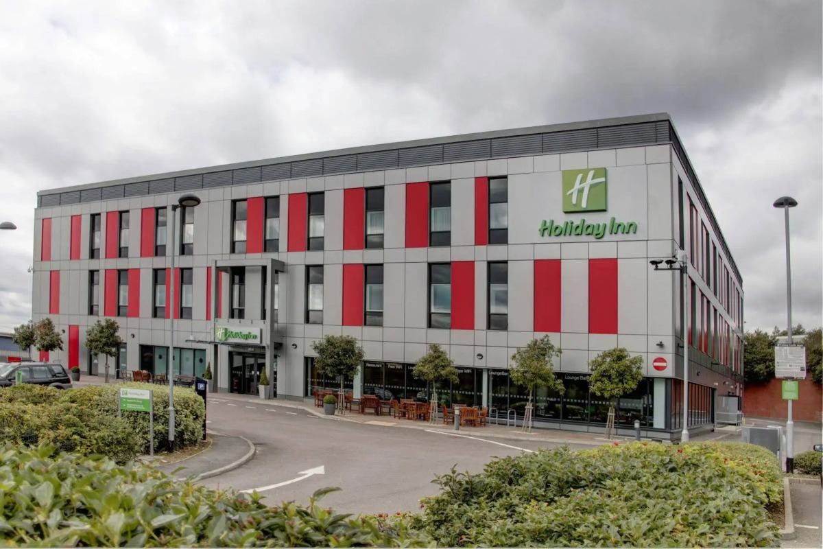 Holiday Inn London - Luton Airport by IHG