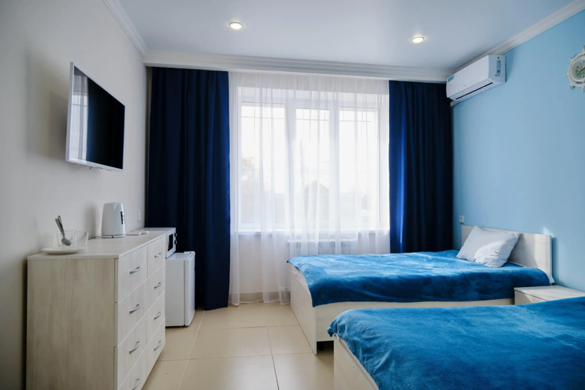 Адмирал Гостиный дом