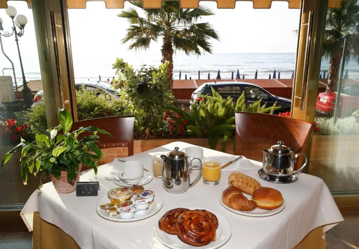 B&B Hotel Diano Marina Palace