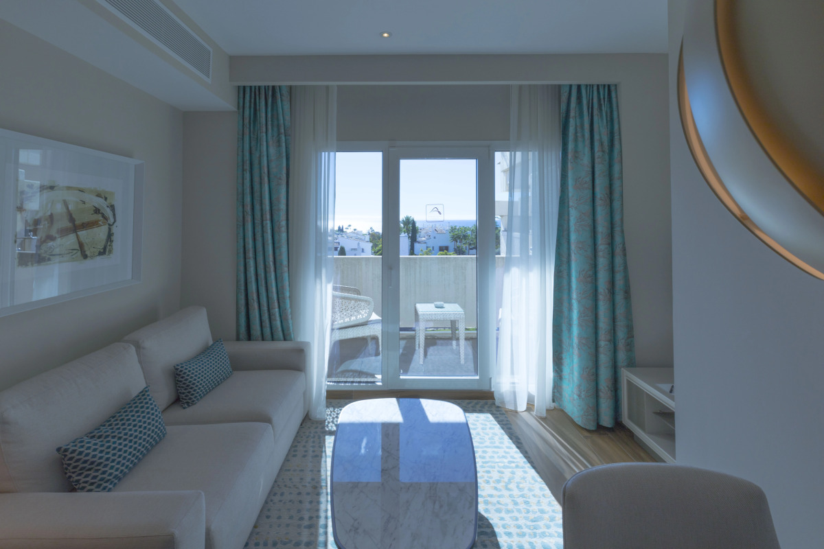 Отель Alanda Marbella Hotel