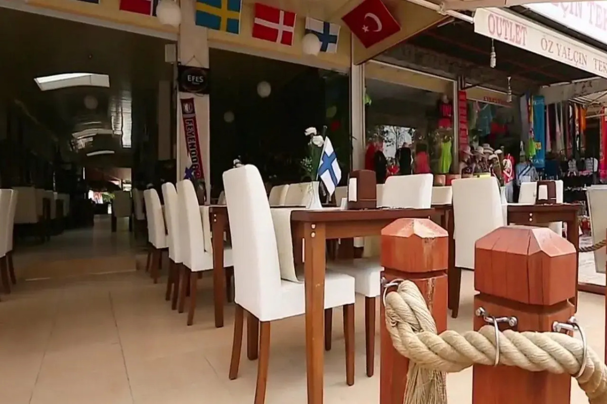 Kleopatra South Star Apart