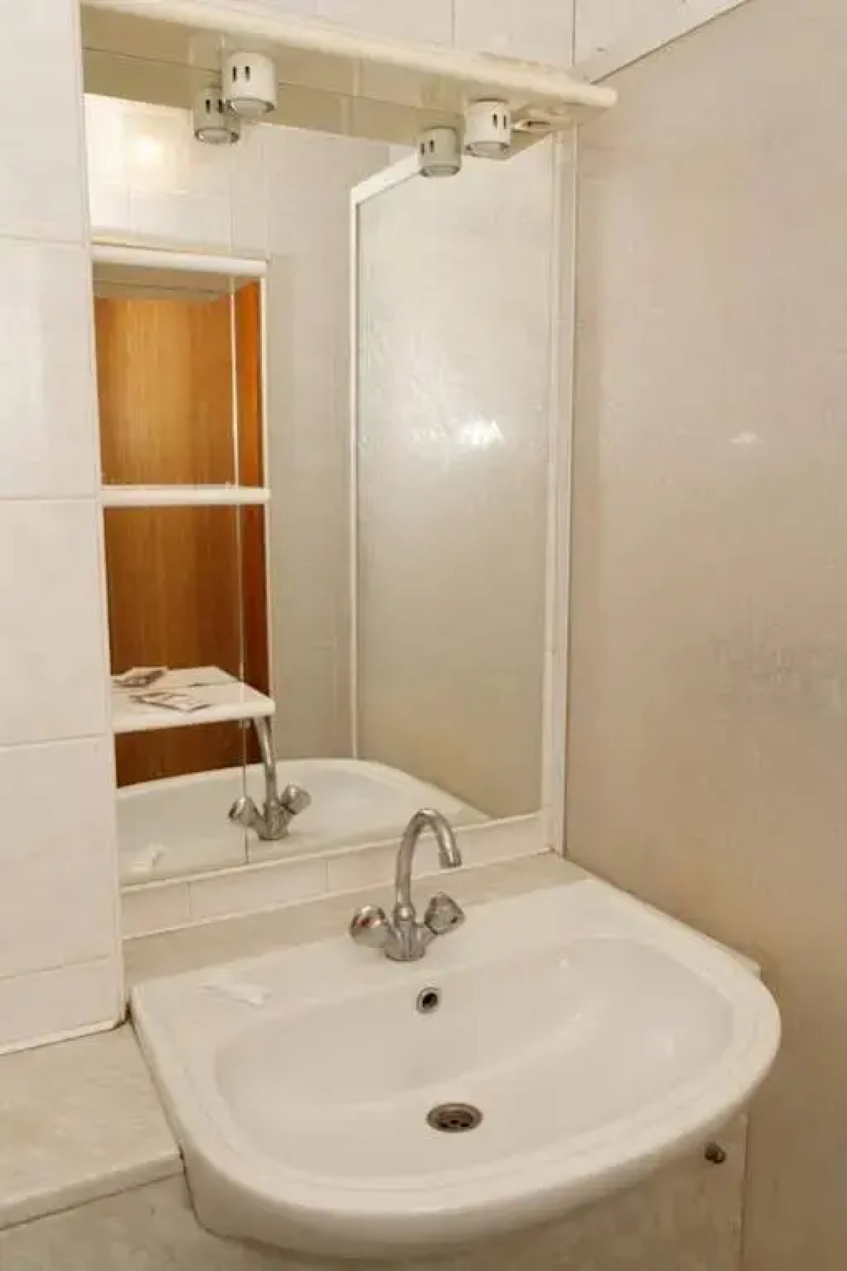 Сатурн Отель