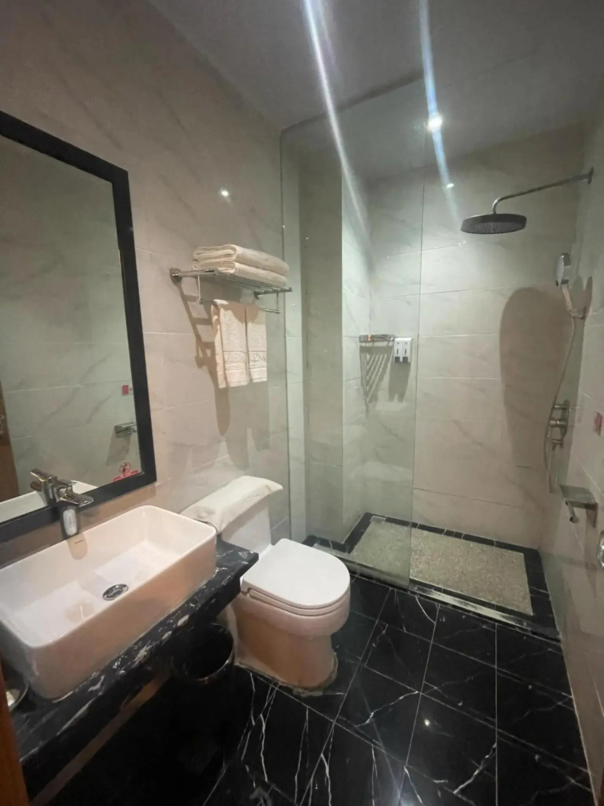 Vienna Hotel (Newly Renovated 2025)