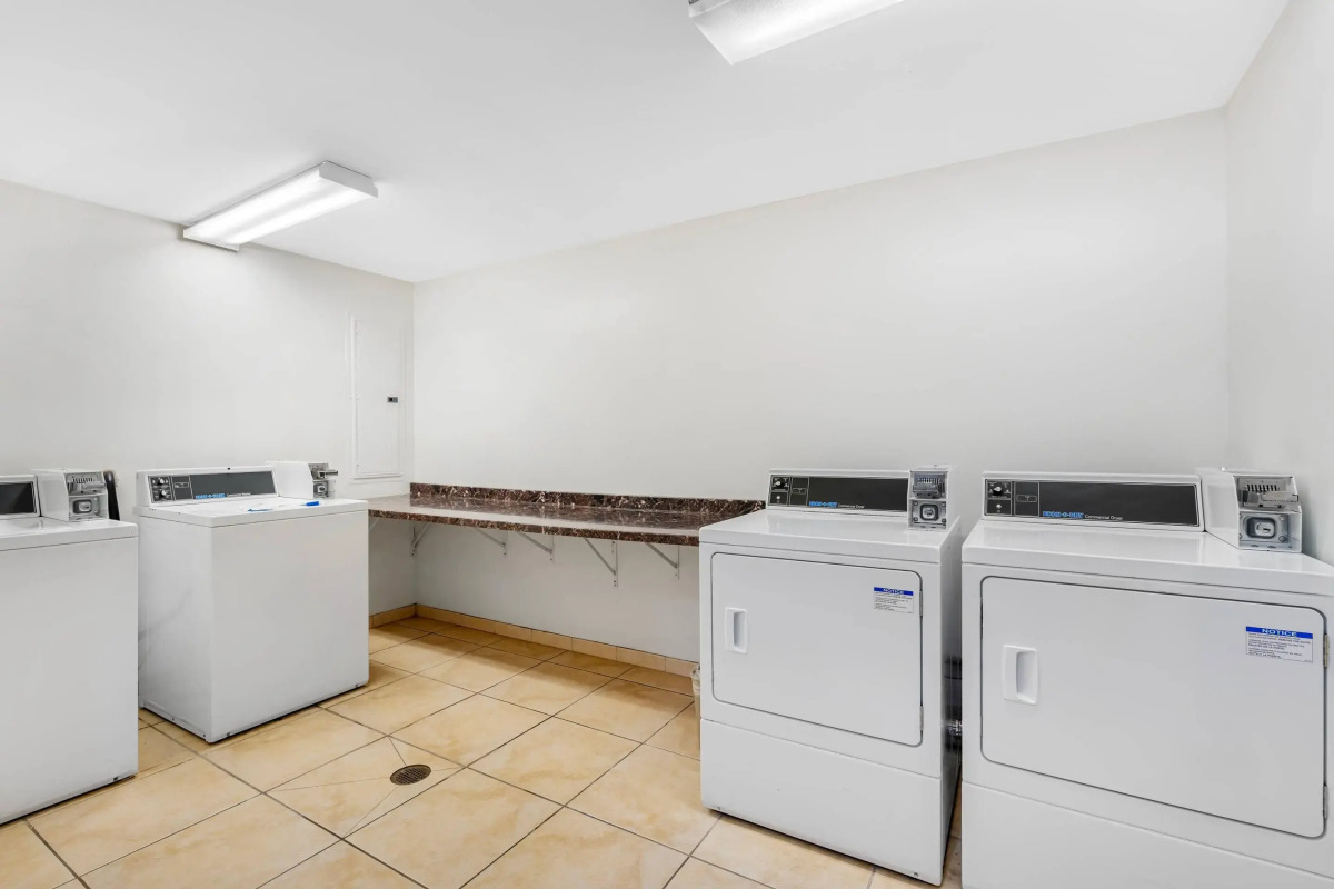 Comfort Inn Cockatoo near LAX Airport