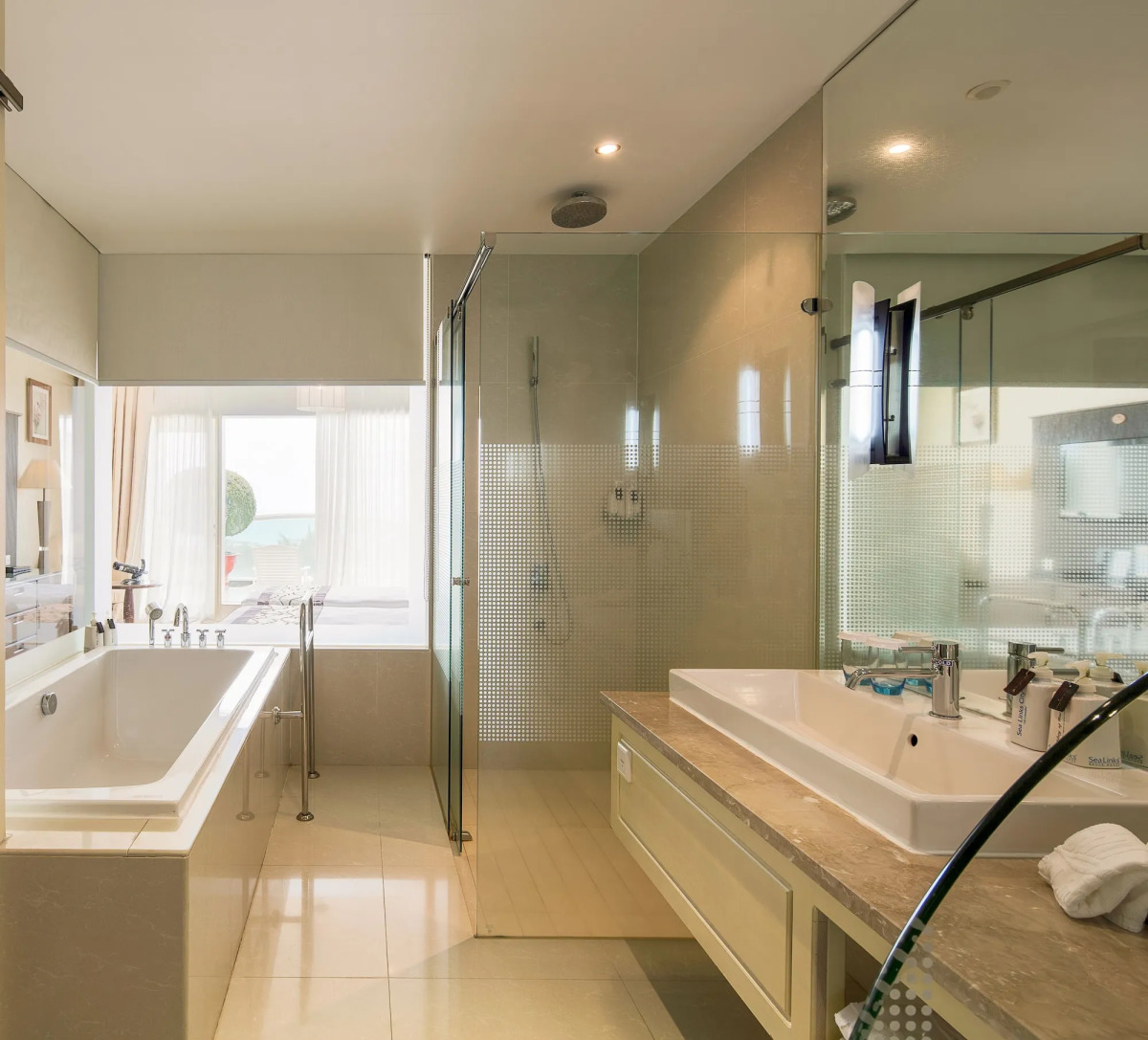 Sea Links Beach Hotel