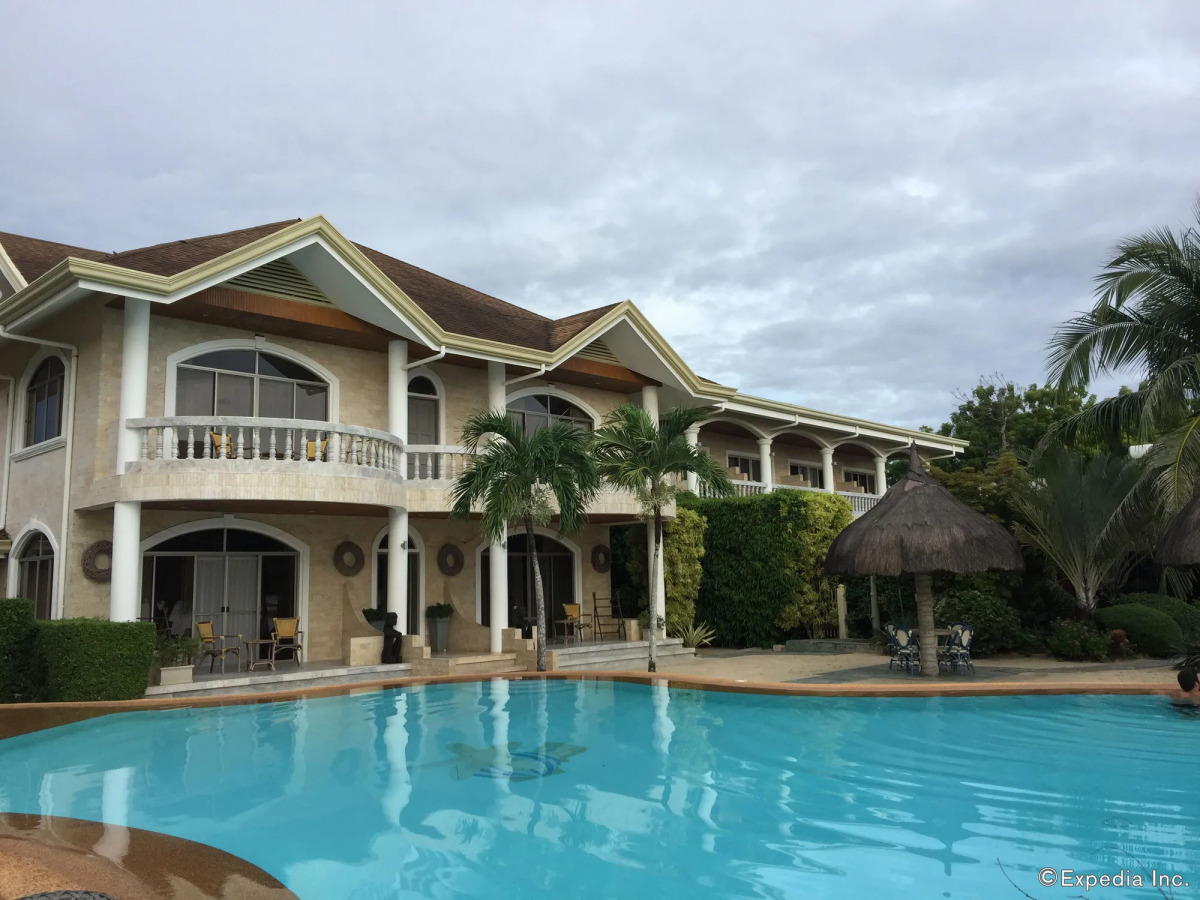 Panglao Pearl Premier White Sand Resort