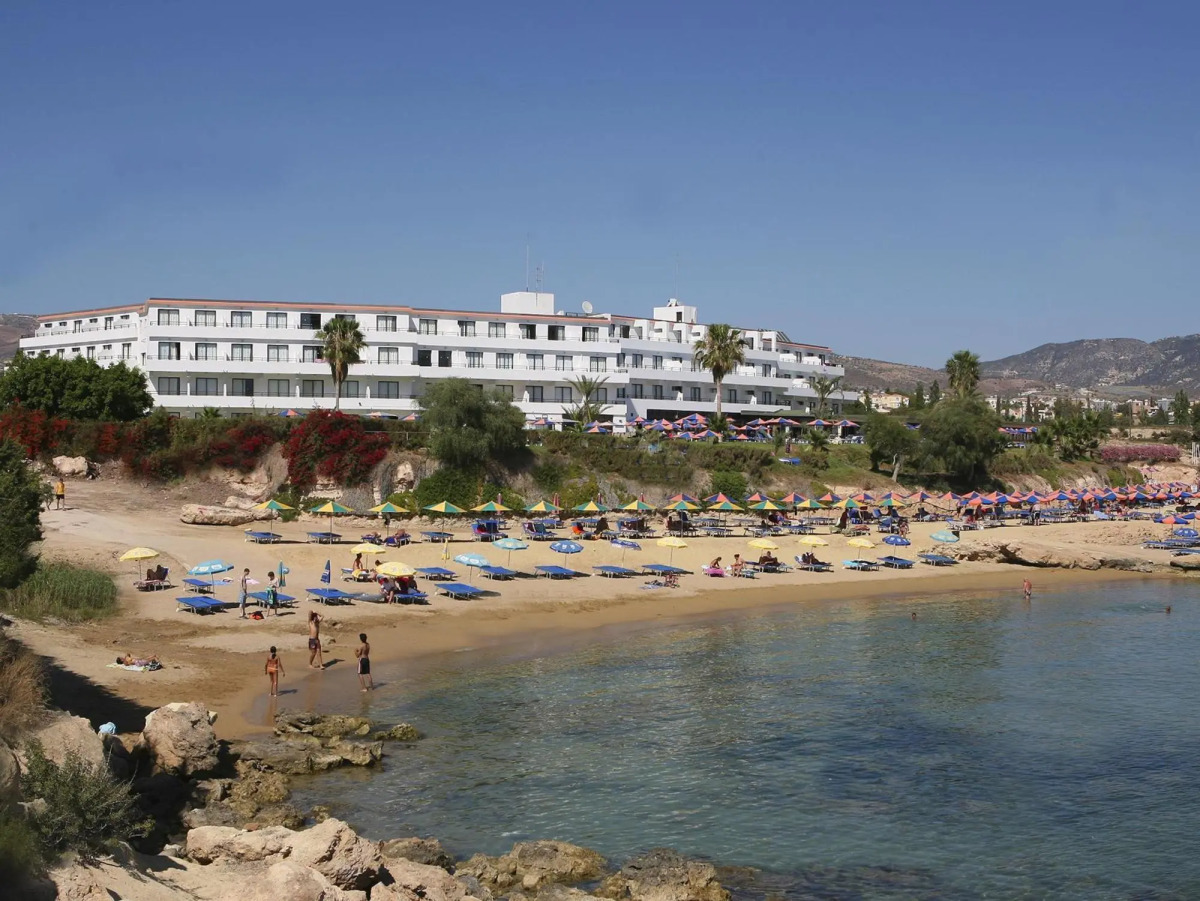 Corallia Beach Hotel Apartments