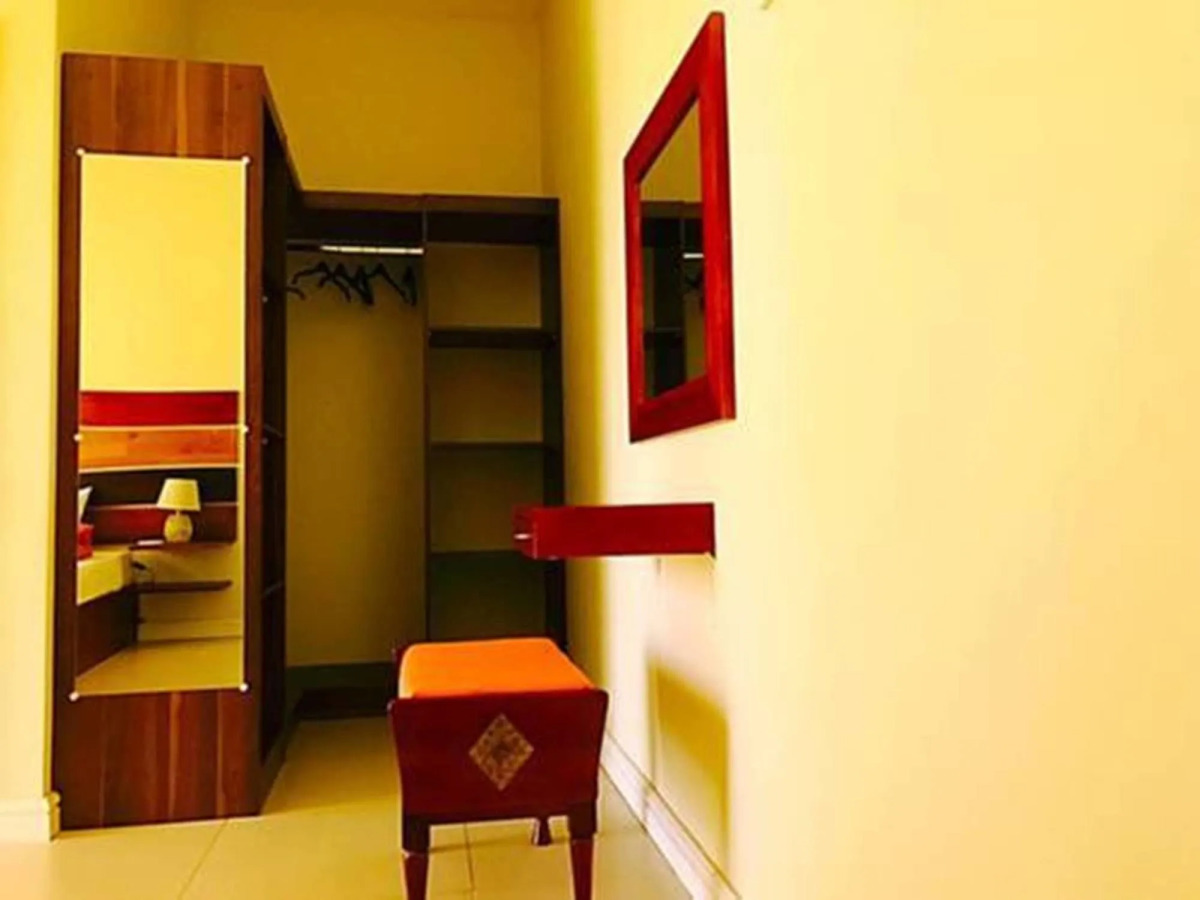 Sugareef West Coast Luxury Penthouse