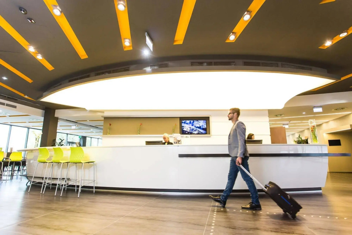 Best Western Plus Lakeside Hotel