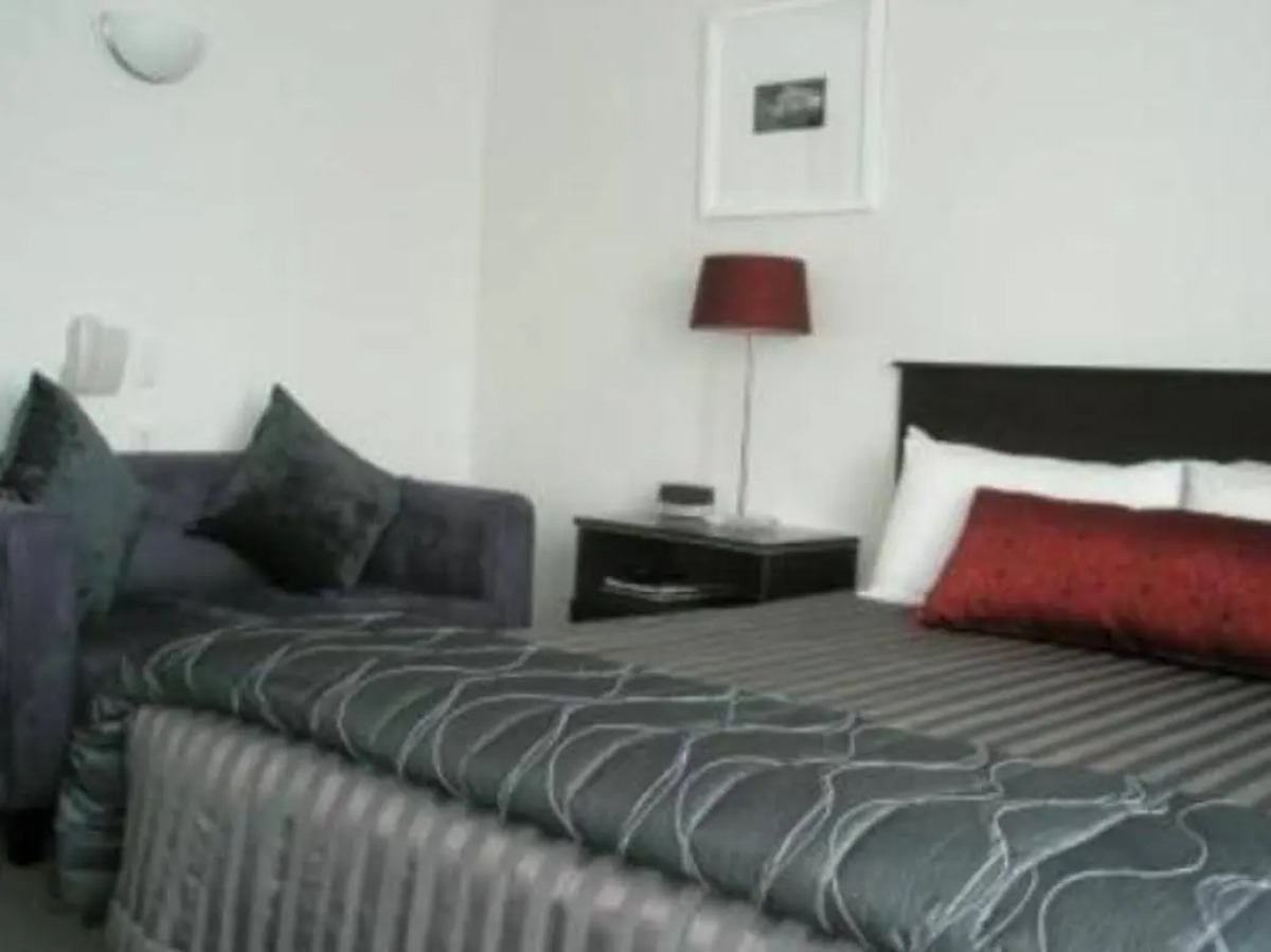 83 By the Sea Motor Lodge