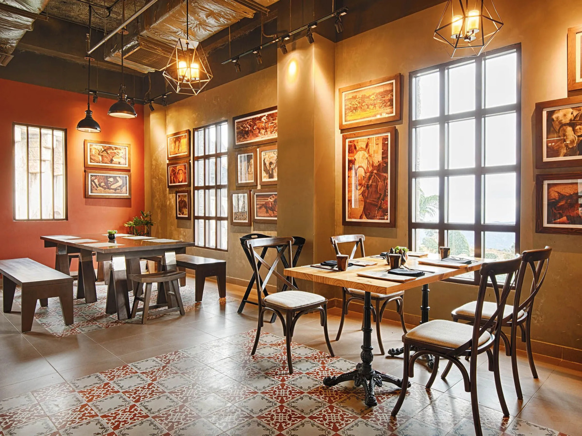 Mercure Danang French Village Bana Hills