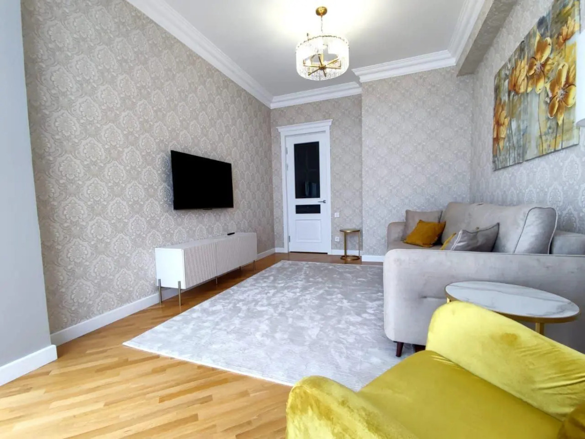 Апартаменты на проспекте Акулиничева 6