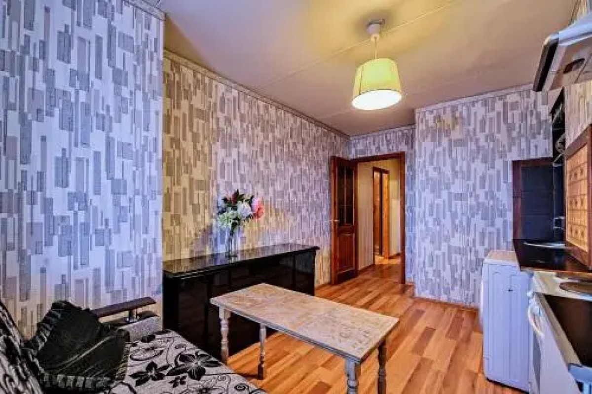 Апартаменты на Комендантском 25