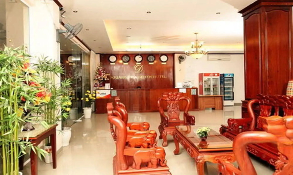 Douangpraseuth Hotel