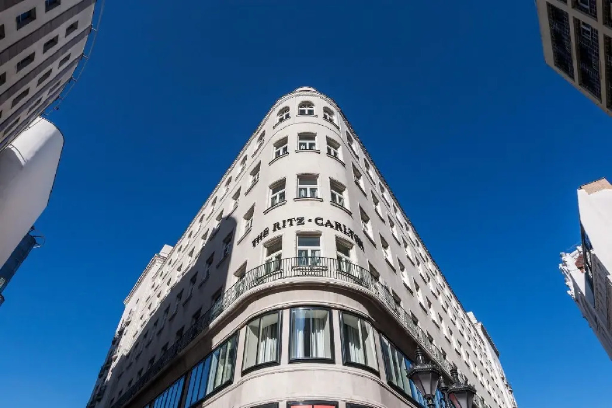 Отель Al Habtoor Palace