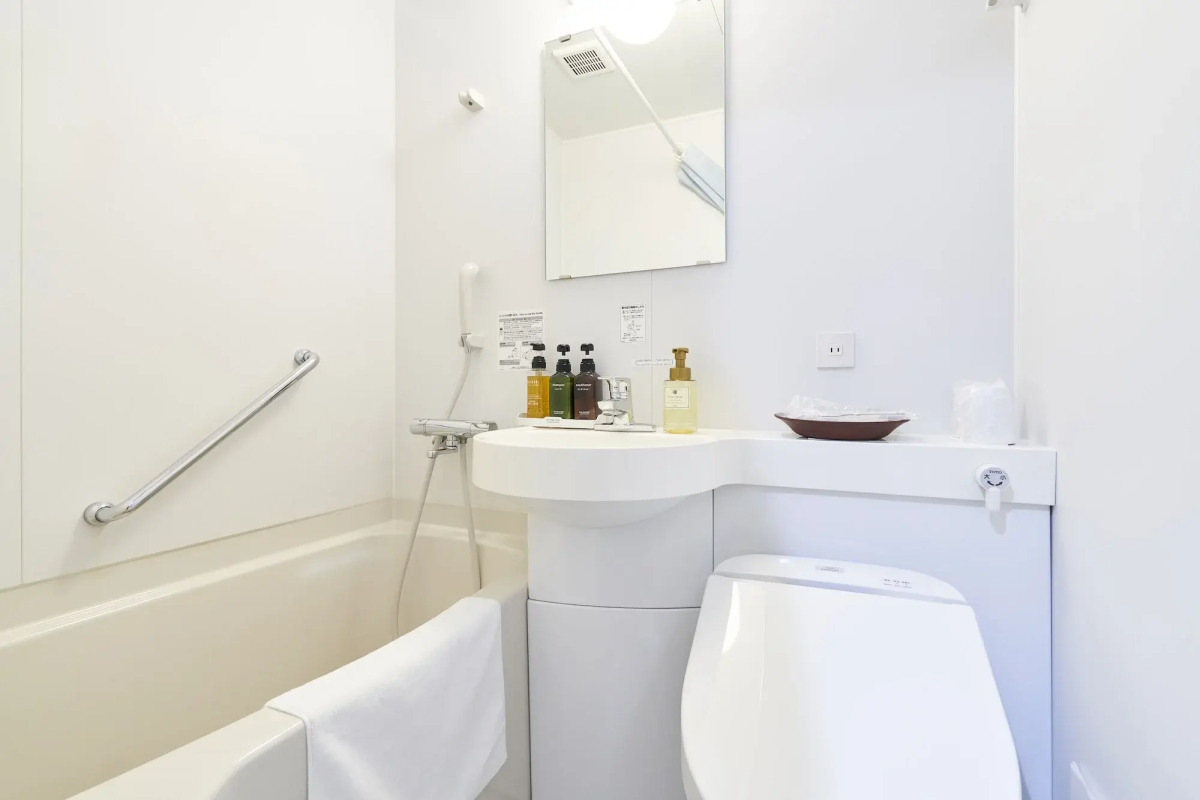 Eins Inn Umedahigashi