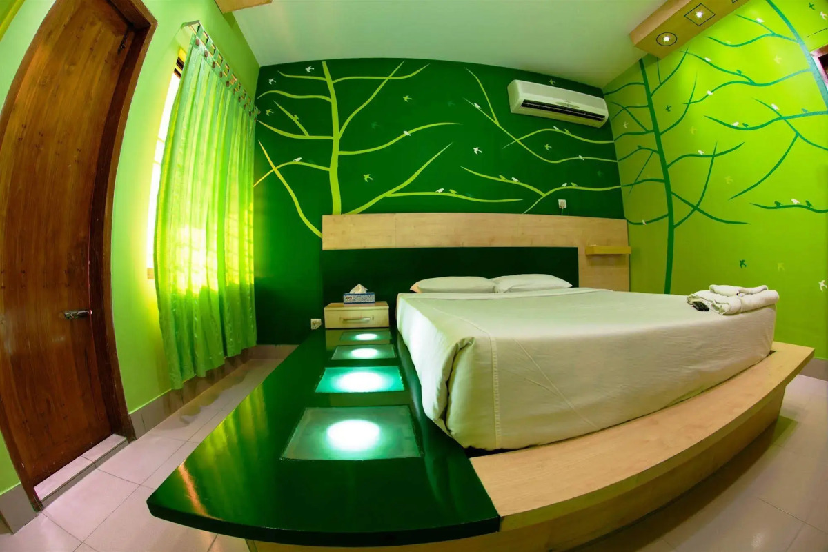 Hotel Tropical Daisy