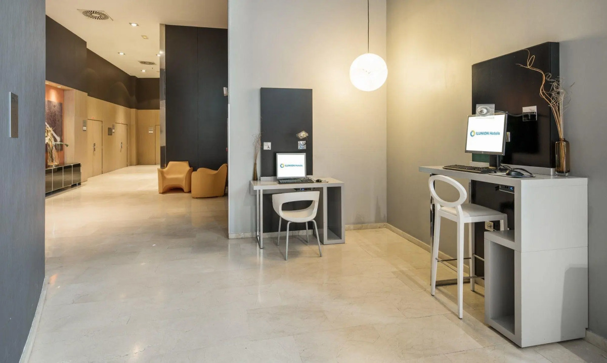 Hotel ILUNION Aqua 3