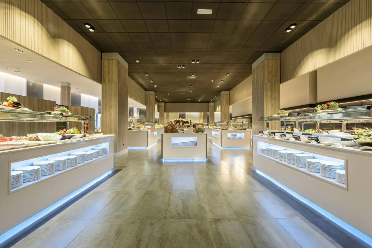 Apartamentos Estival Park