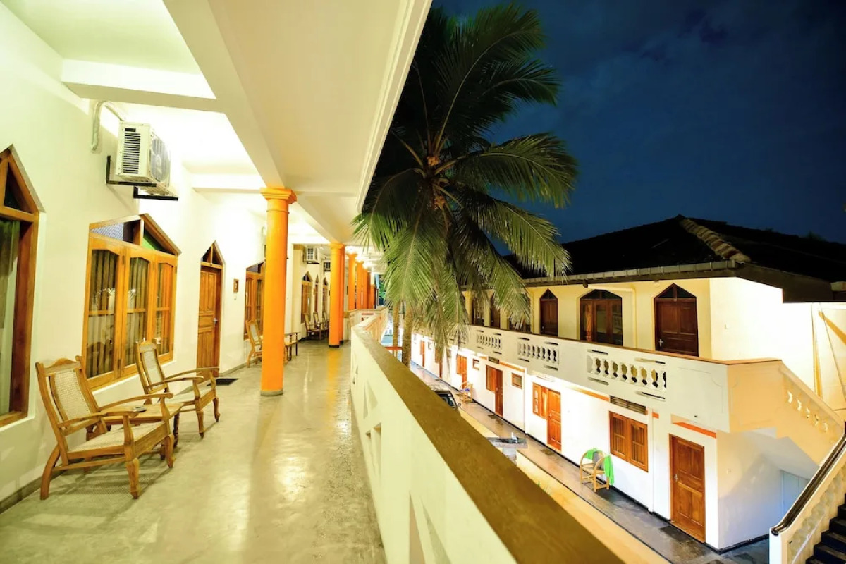 International Beach Hotel