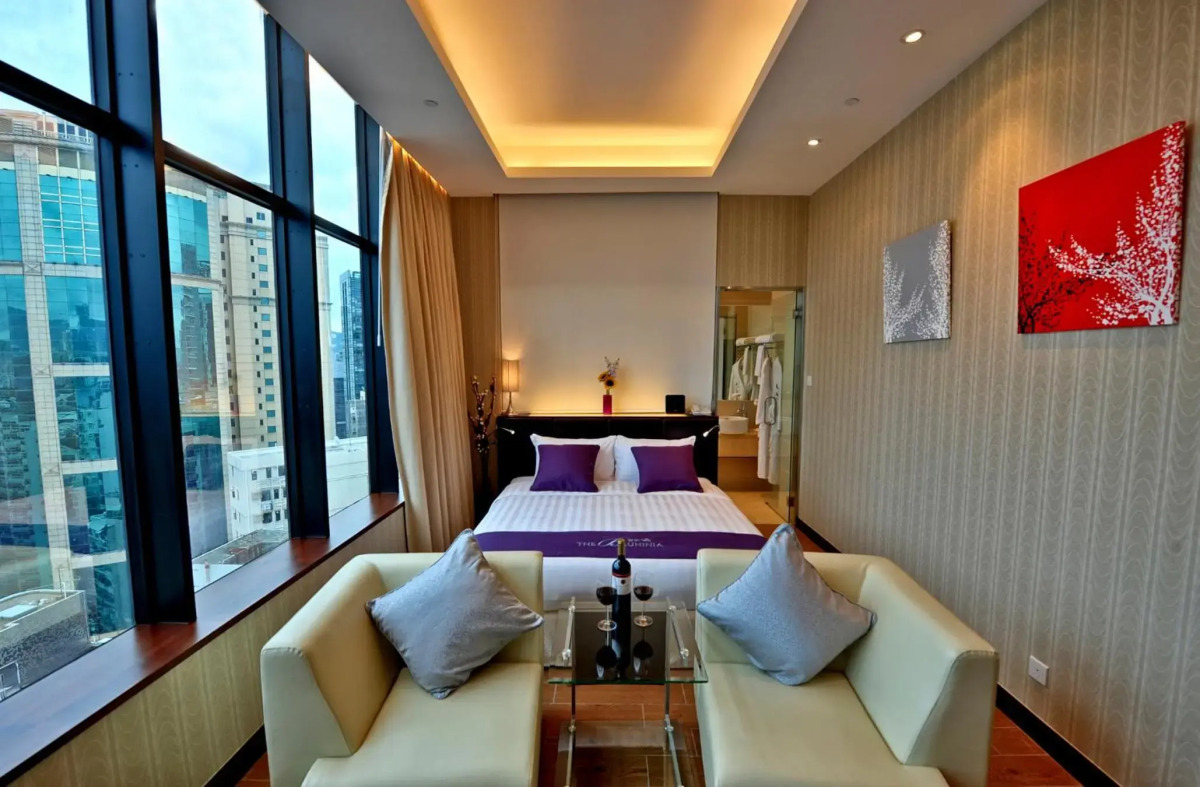 The Bauhinia Hotel Tsim Sha Tsui