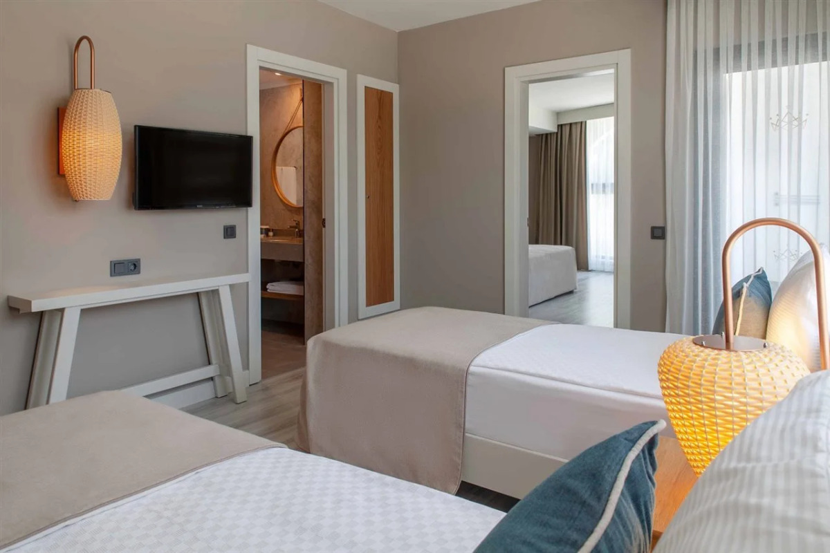 Side Royal Style Hotel